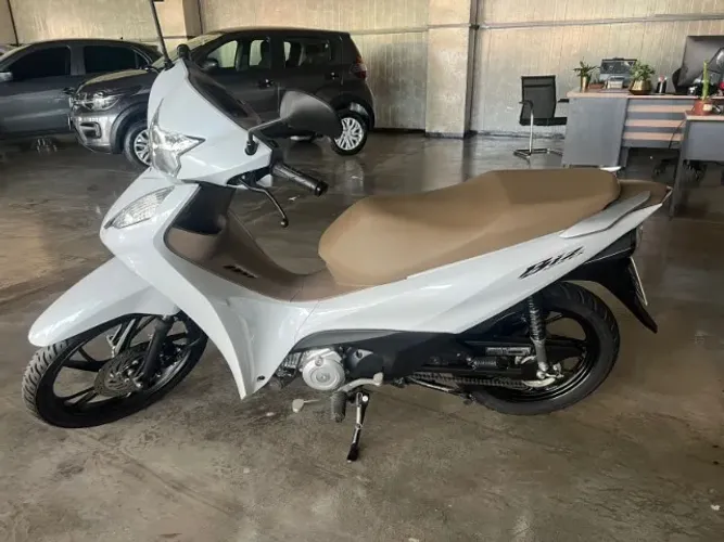 Honda Biz EX 125cc 2024/2025 - Excelente Estado!