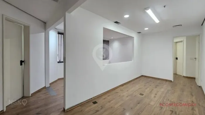 Sala comercial à venda - 65m² - 2 vagas - Centro - NSK3 Imóveis - Cod.60530