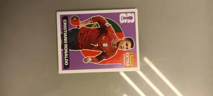 FIGURINHA LEGEND CRISTIANO RONALDO