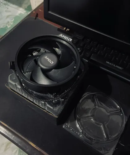 Cooler AMD Wraith Stealth - Novo na Caixa