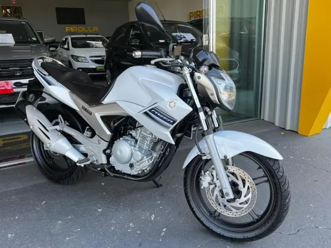 YAMAHA FAZER YS 250 2015