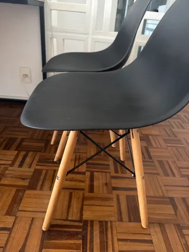 4 Cadeiras de sala de jantar eiffel