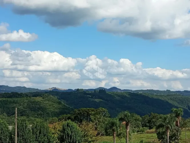 Chácara de 3ha à venda por R$ 320.000
