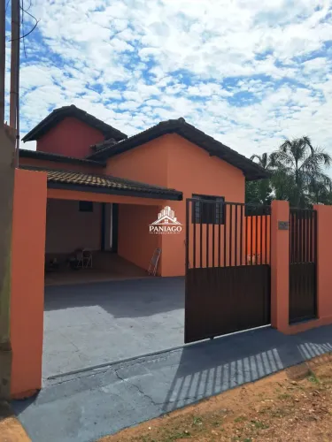CASA A VENDA COM 3/4 SENDO UM SUITE NO BAIRRO PARQUE CUIABA
