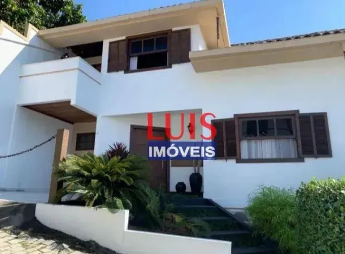 Casa com 3 dormitórios para alugar, 300 m² por R$ 6.595,00/mês - Pendotiba - Niterói/RJ