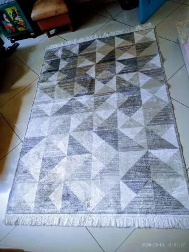 Tapete Belga para sala ou quarto impecável 