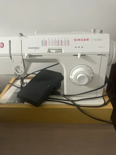 Máquina singer costura 