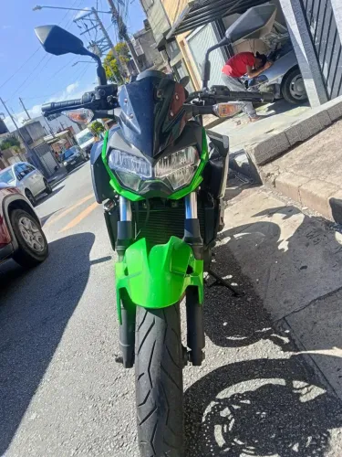 ? VENDE-SE KAWASAKI Z400 - ANO 2020