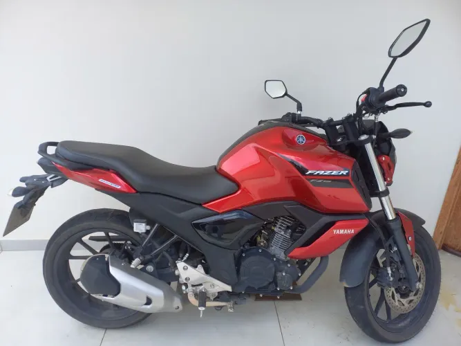 Fazer 150 muito nova