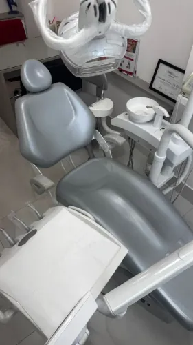 CONSULTÓRIO ODONTOLÓGICO KaVo UNIK - Braço Pneumático e Braço Alcance