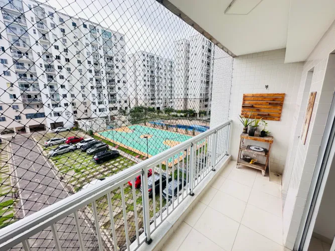 Condomínio Verano - Alugo Apartamento Com 03 Quartos Sendo 01 Suite 