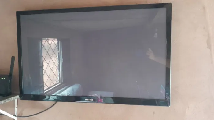 Tv p/ conserto 