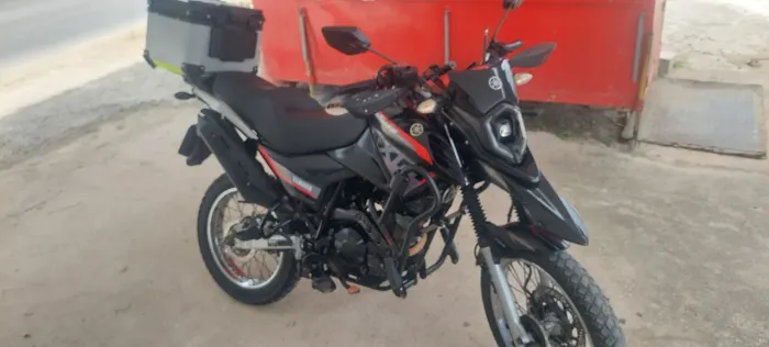 Yamaha XTZ Crosser S Flex 2023 ABS em bom estado.