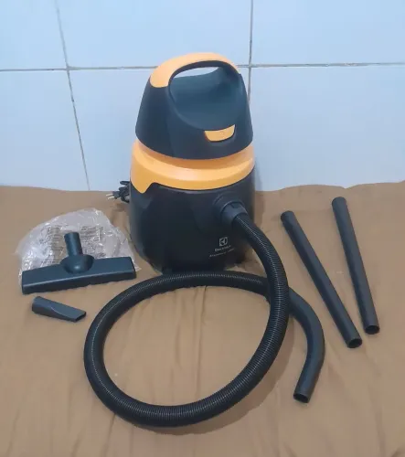 Aspirador Electrolux 1400w NOVO