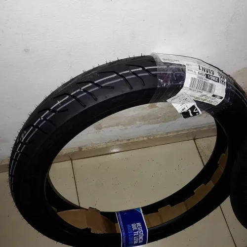 Pneu vipal 100/80/18 st660