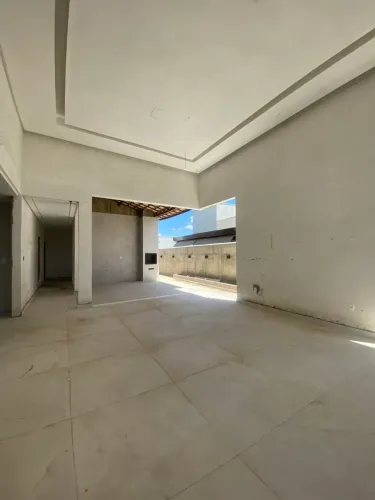 BELISSIMA CASA NO NINHO A VENDA