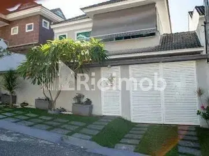 Pechincha | Casa 4 quartos, sendo 3 suites