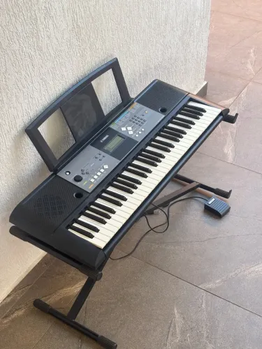 Teclado yamaha
