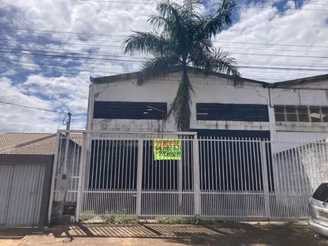 Galpão comercial 240 m² - jd. Zuleika-Luziania-GO