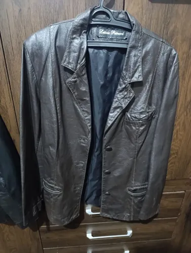 Blazer feminino de couro marrom - Letícia petrucci