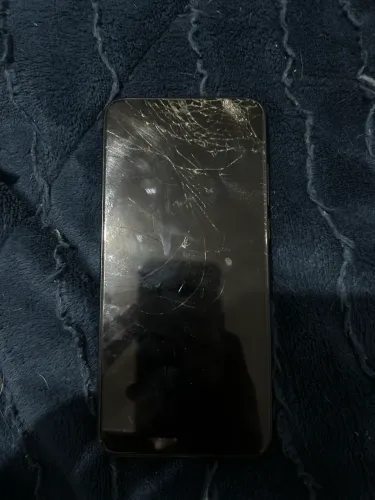 Celular para retirada de peças