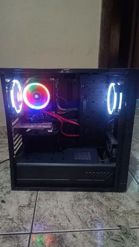 PC básico com placa de video