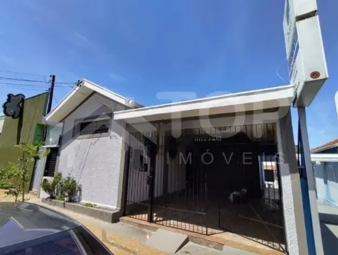 Excelente casa de 2 dormitórios com 1 suíte