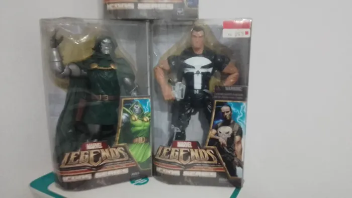 Lote Justiceiro e Dr. Destino Icons Marvel Legends - Escala: 1/ 6. Leiam descrição!