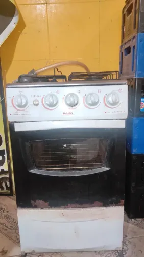 Vendo um fogao 4 bocas