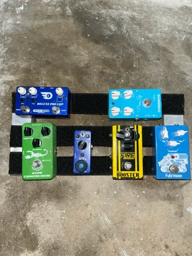 PEDAIS DE EFEITO PARA GUITARRA