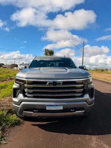 Chevrolet Silverado High Country 5.3 V8 AWD Aut. 2025