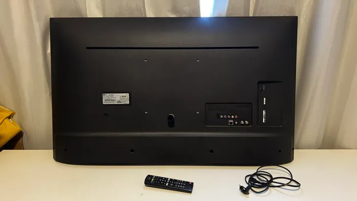 TV LG 43" Smart TV - Modelo 43LJ5550
