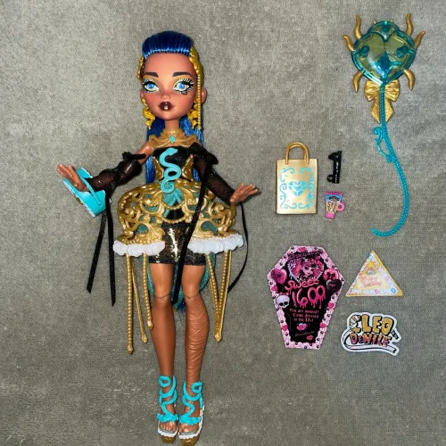 Cleo De Nile Scary Sweet Birthday Boneca Monster High