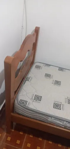 Cama de solteiro com colchão