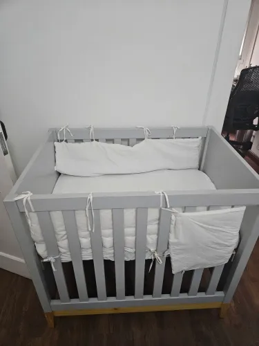 Mini-berço + colchão impermeável + protetor grade Divicar OPORTUNIDADE