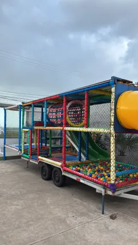 Carretinha Playground