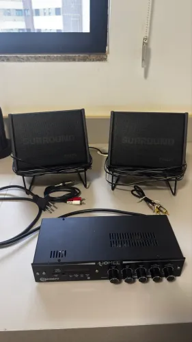 Amplificador Taramps e caixa de som Philips