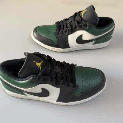 Tênis Nike Air Jordan 1 Low Green Toe Verde