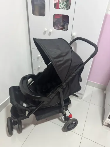 Carrinho de Bebê Cosco Kids Toffy 3 Rodas 0 a 15kg