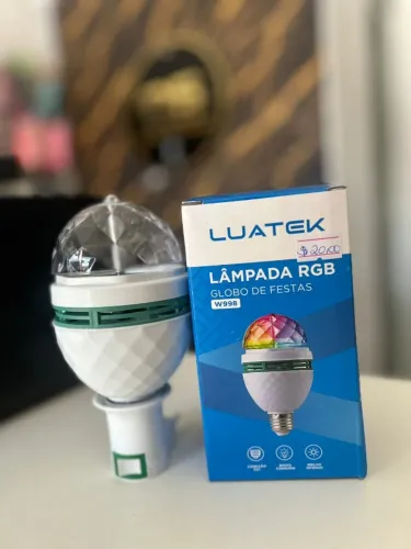 Lâmpada globo de festa