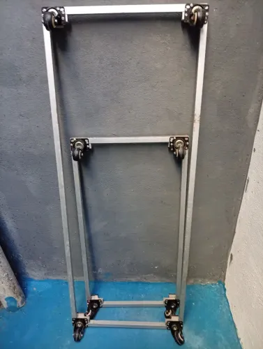 Carrinho para móveis 