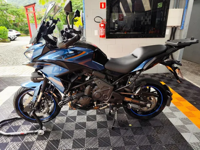 Versys único dono. Moto top sem defeito. Só viajar. Motivo da venda pegar a versys 1100