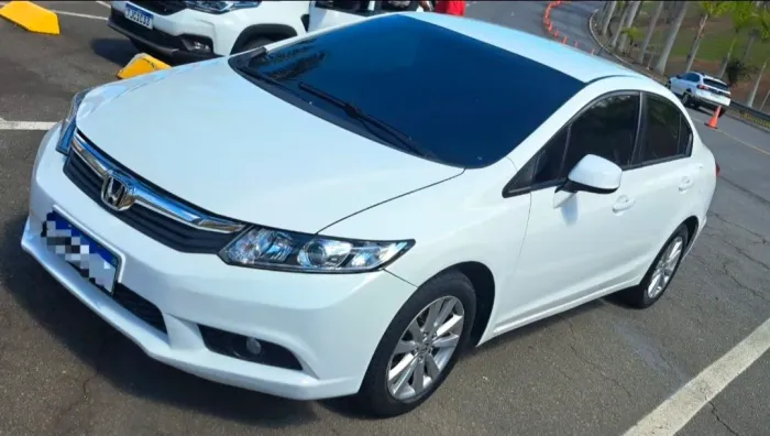Honda Civic Sedan LXS 1.8/1.8 Flex 16V Aut. 4P 2016