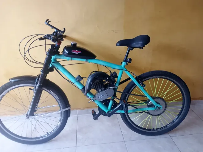 Vendo bicicleta motorizada 80 cc