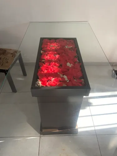 Mesa de vidro com 4 cadeiras