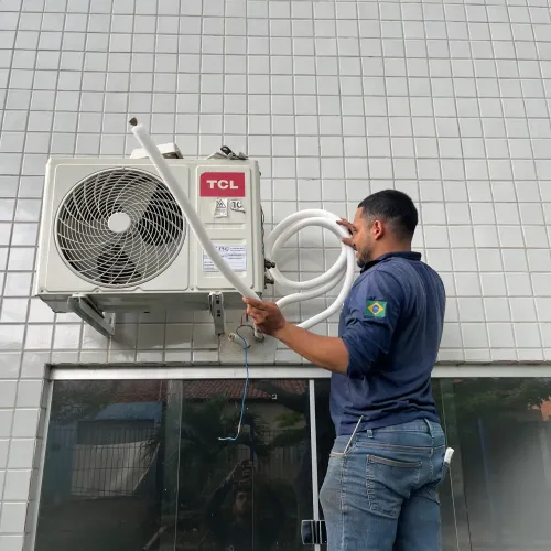 Instalações e manutenções de ar-condicionado 