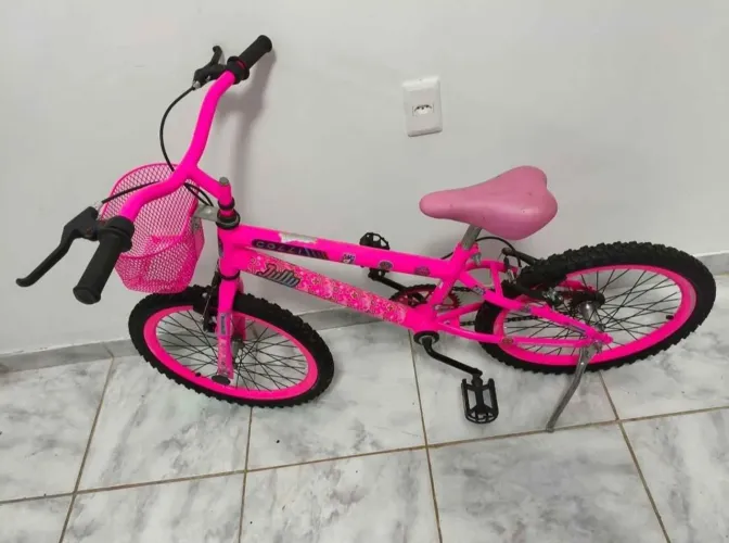 Bicicleta aro 20 novinha parc em 3x135,00