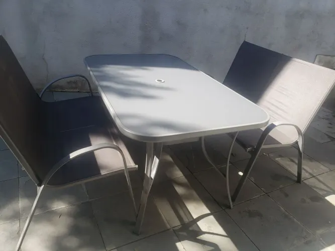 Mesa Jardim com cadeiras 