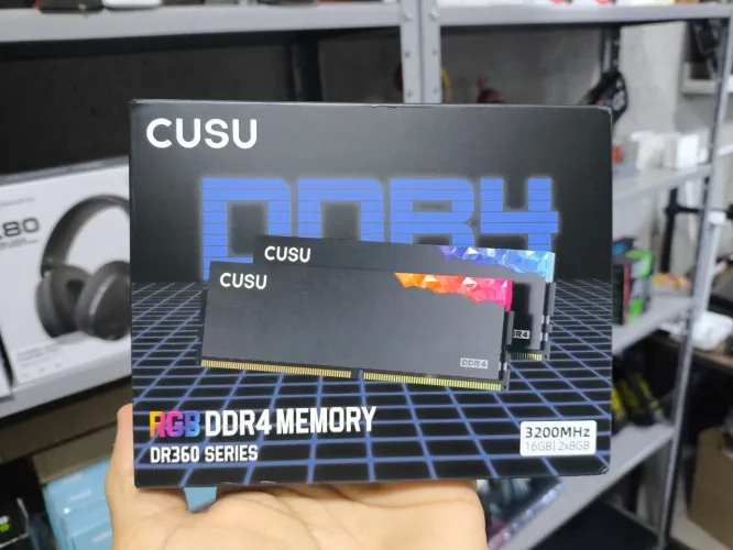 Memória cusu 3200mhz 2x8gb RGB Cl16 Ac cartão de crédito <br><br>- valor 619 Reais novas Pix