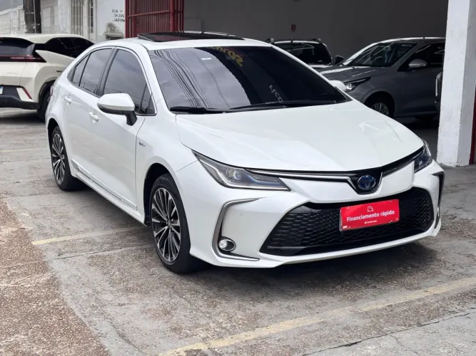 Toyota Corolla Altis Prem. Hybrid 1.8 Flex AUT 2025